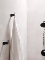 YB0203BL - Matte Black