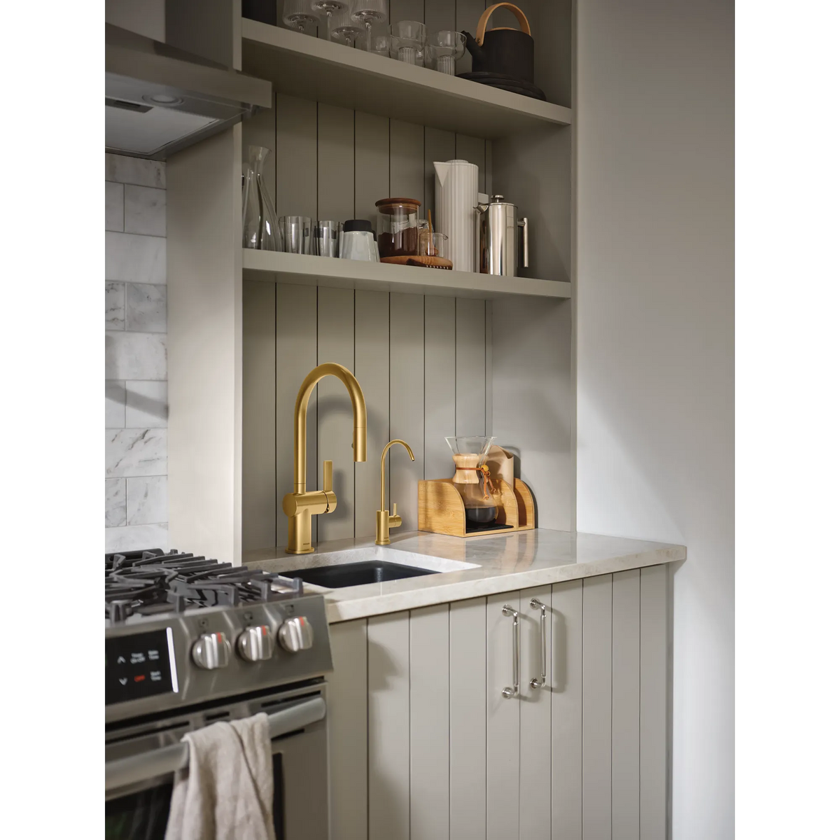 7622BG - Brushed Gold