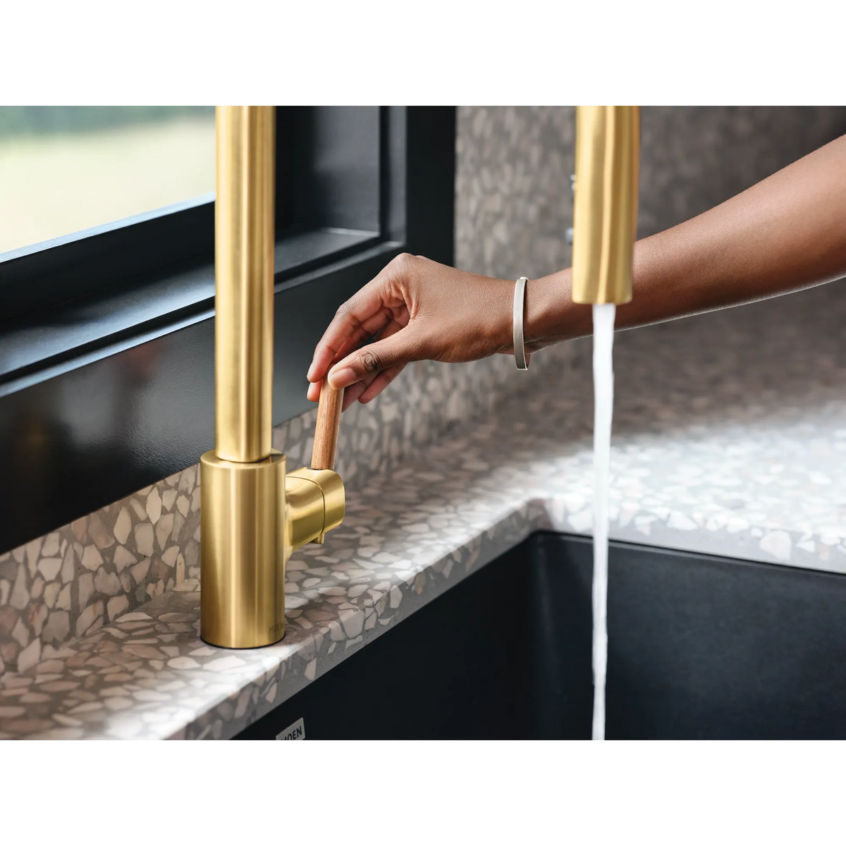 S74001BG - Brushed Gold