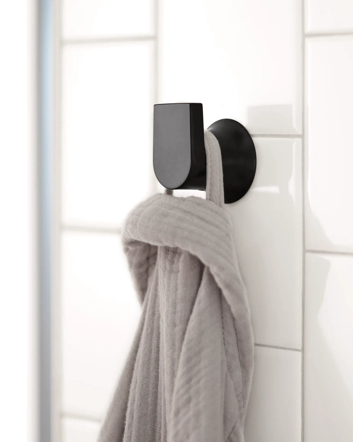 BH3803BL - Matte Black