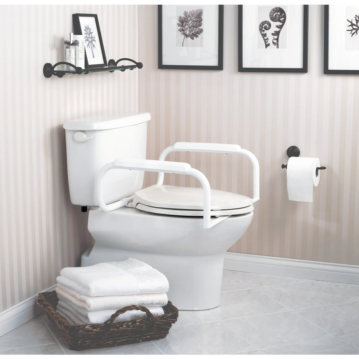 DN7015 - White