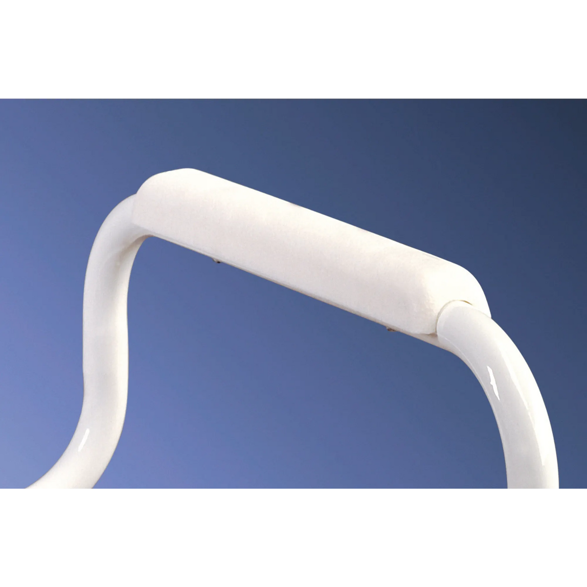 DN7015 - White