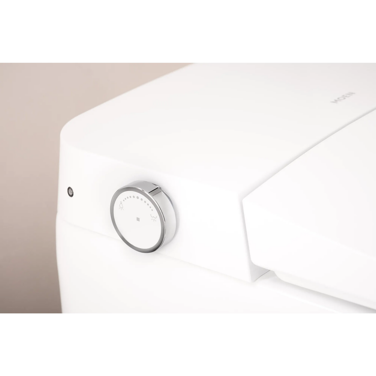 ET900 - White