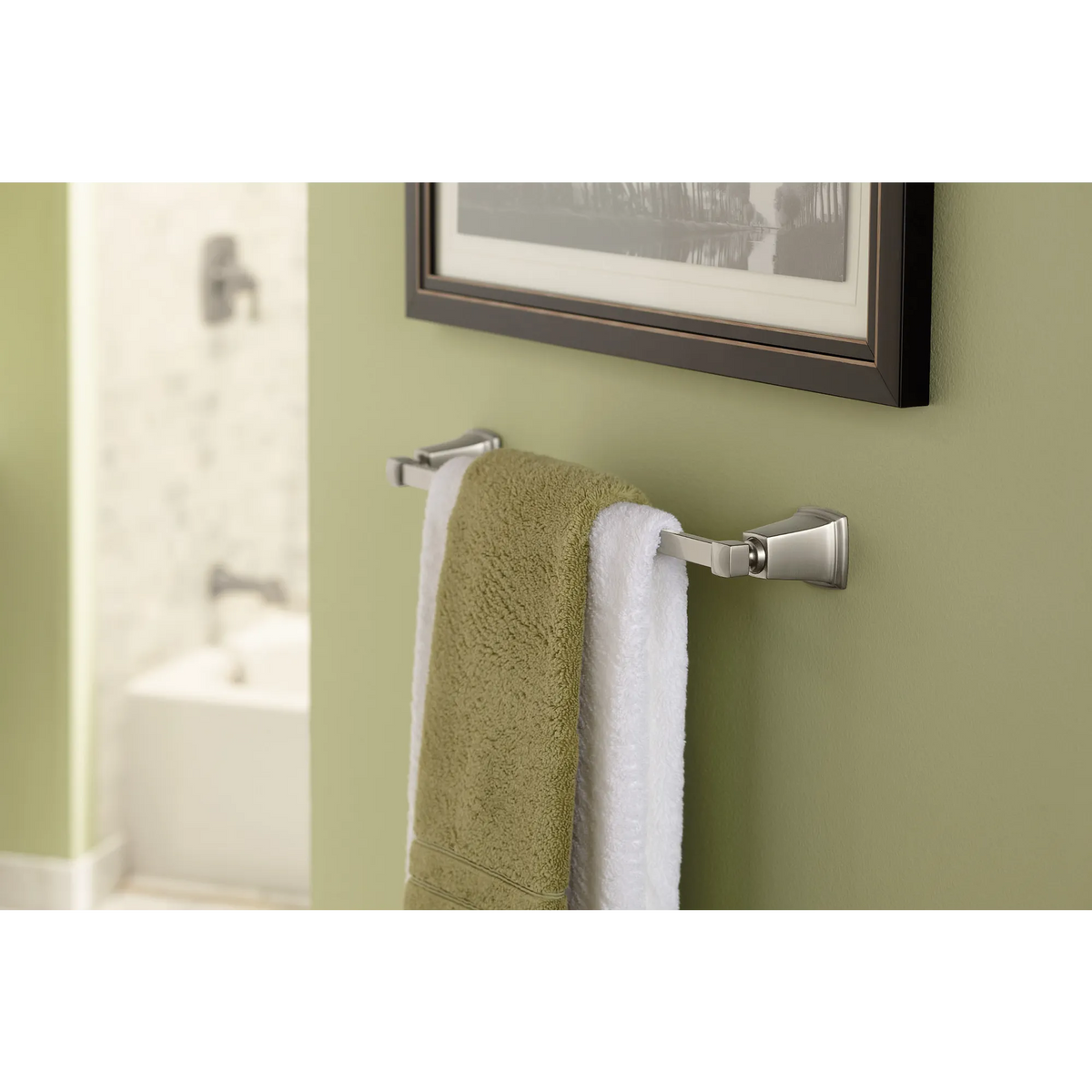 Y3224BN - Brushed Nickel