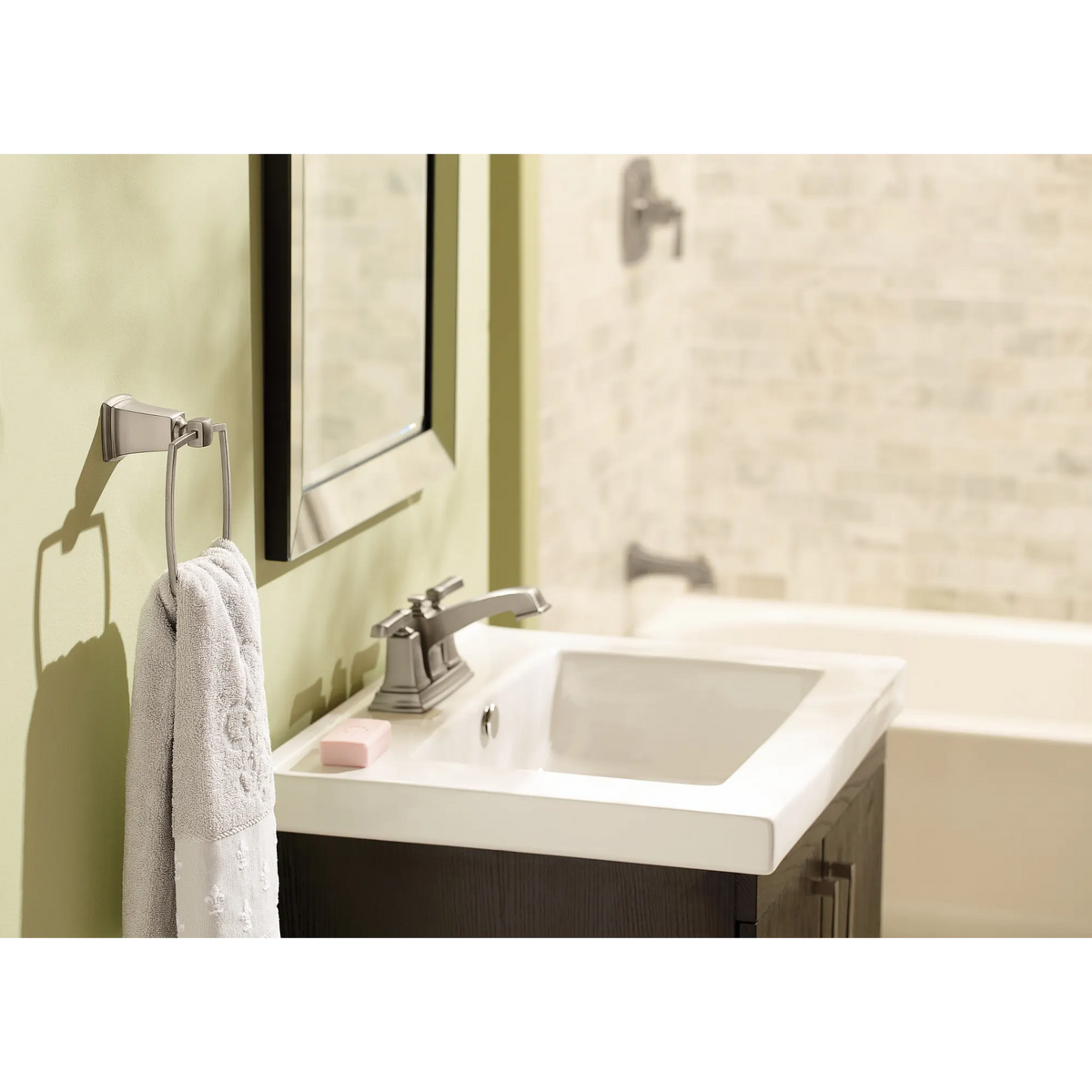 Y3224BN - Brushed Nickel