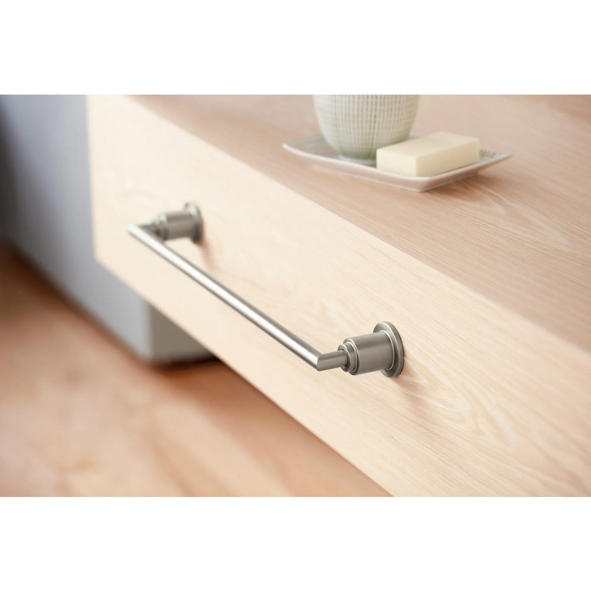 YB0818BN - Brushed Nickel