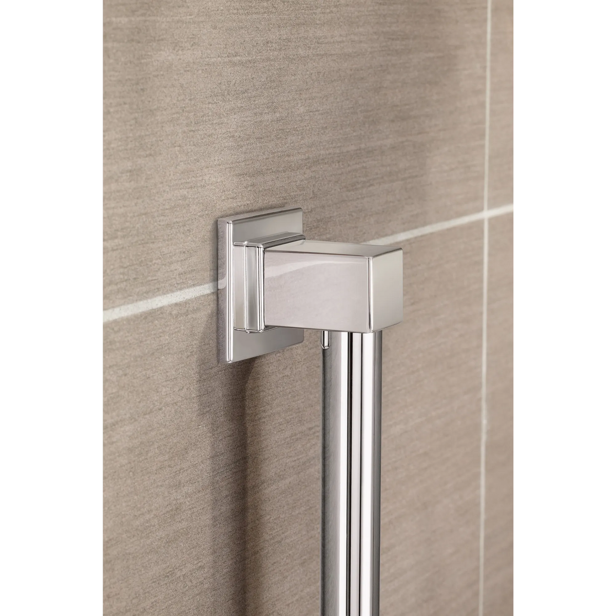 YG8836CH - Chrome